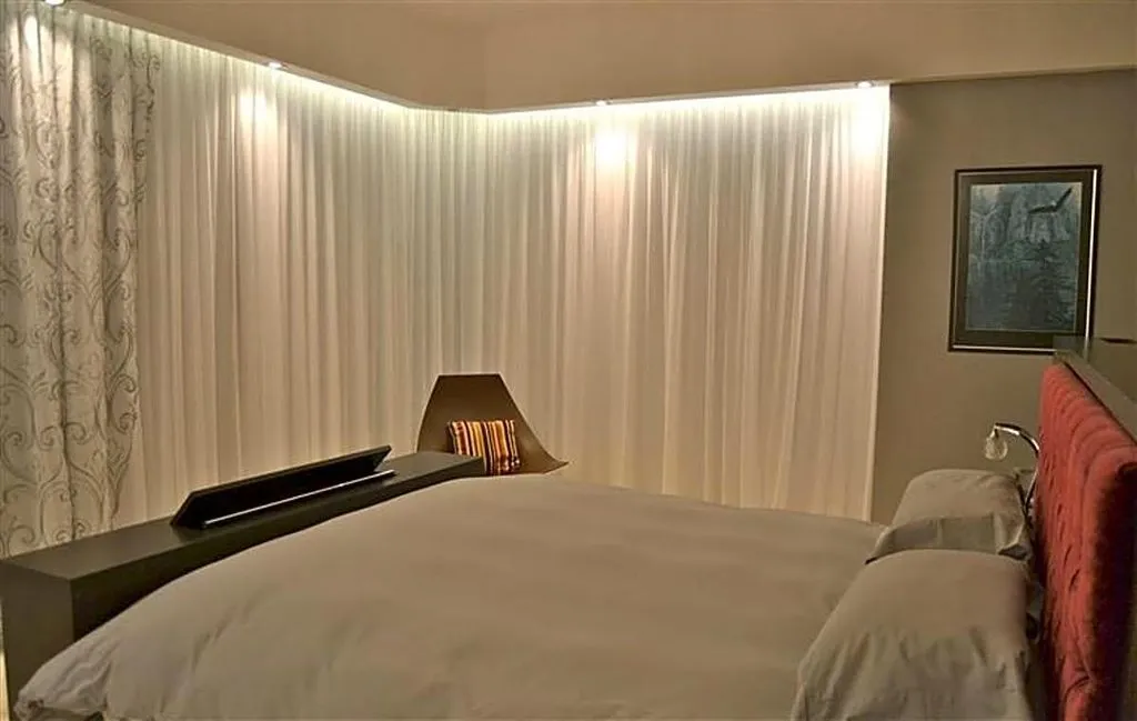 Magamistoad - Luxury Villa with Panoramic Views in La Duquesa