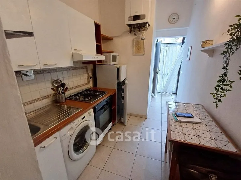 Cuisine - Armed Trilocale with Balcony in Florence