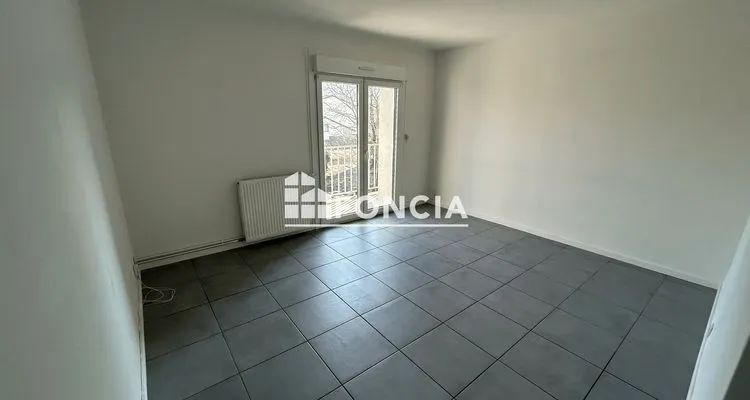 Pièces - Appartement 4 Pièces avec Balcon à Valence
