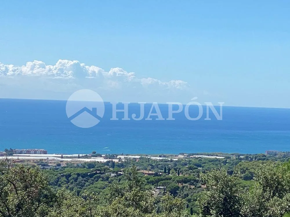 Buildable Plot with Sea Views in Supermaresme