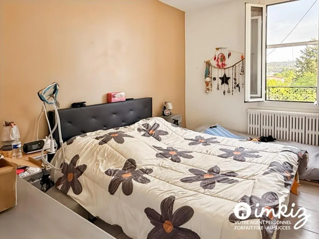 Chambres - Maison avec Piscine et Jardin à Marseille 11ème