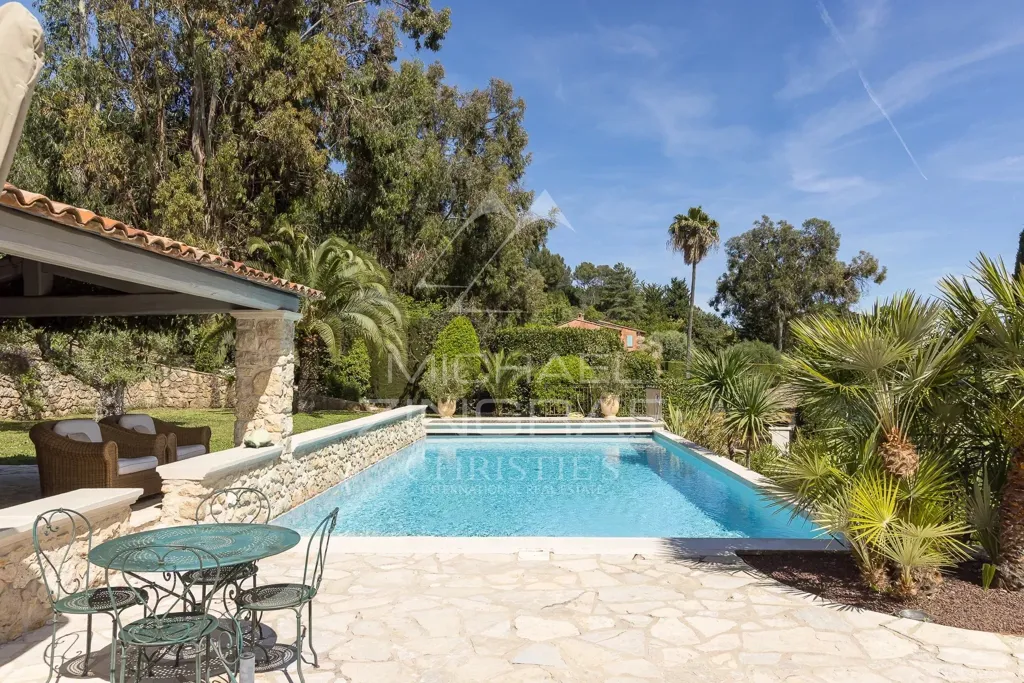 Piscine - Villa avec Piscine Chauffée à Vence