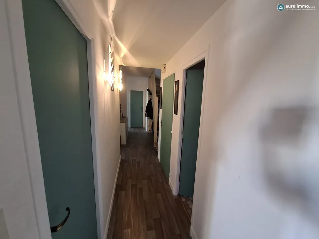 Entrée - Duplex en Plein Cœur de Ville à Montluçon