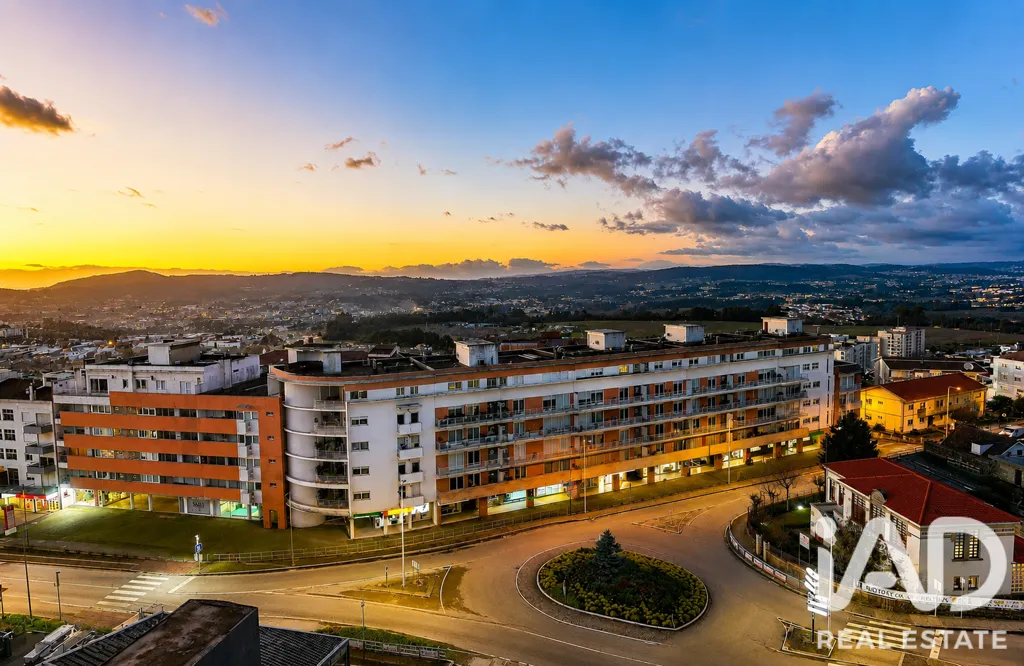 Spacious T3 Apartment with West Views in Penafiel