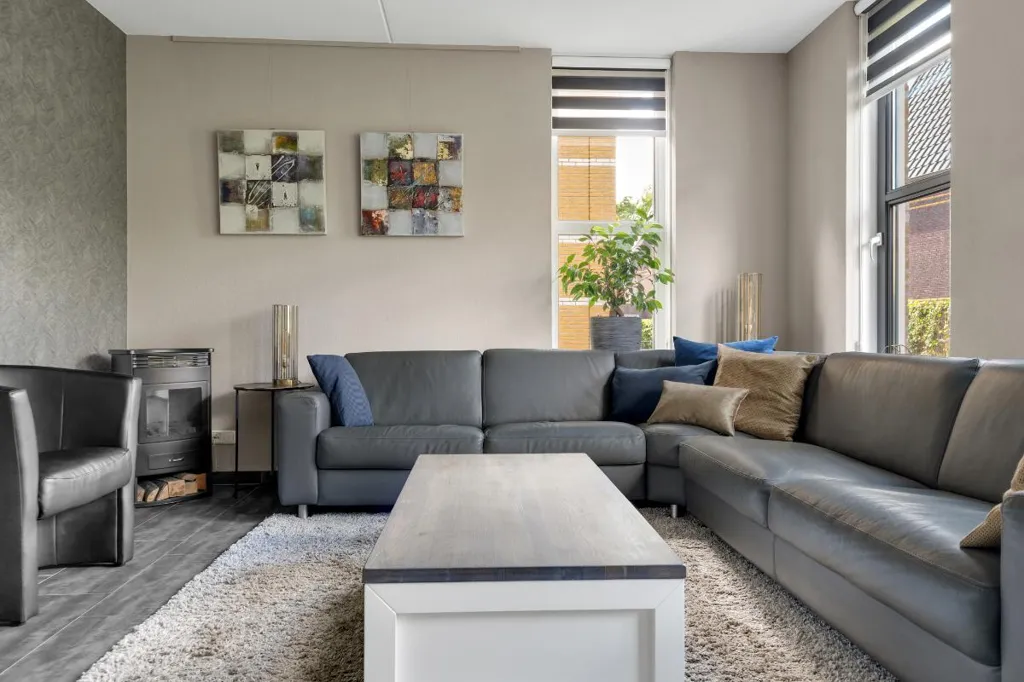 Elutuba - Estate-Ready House with Garden in Enschede
