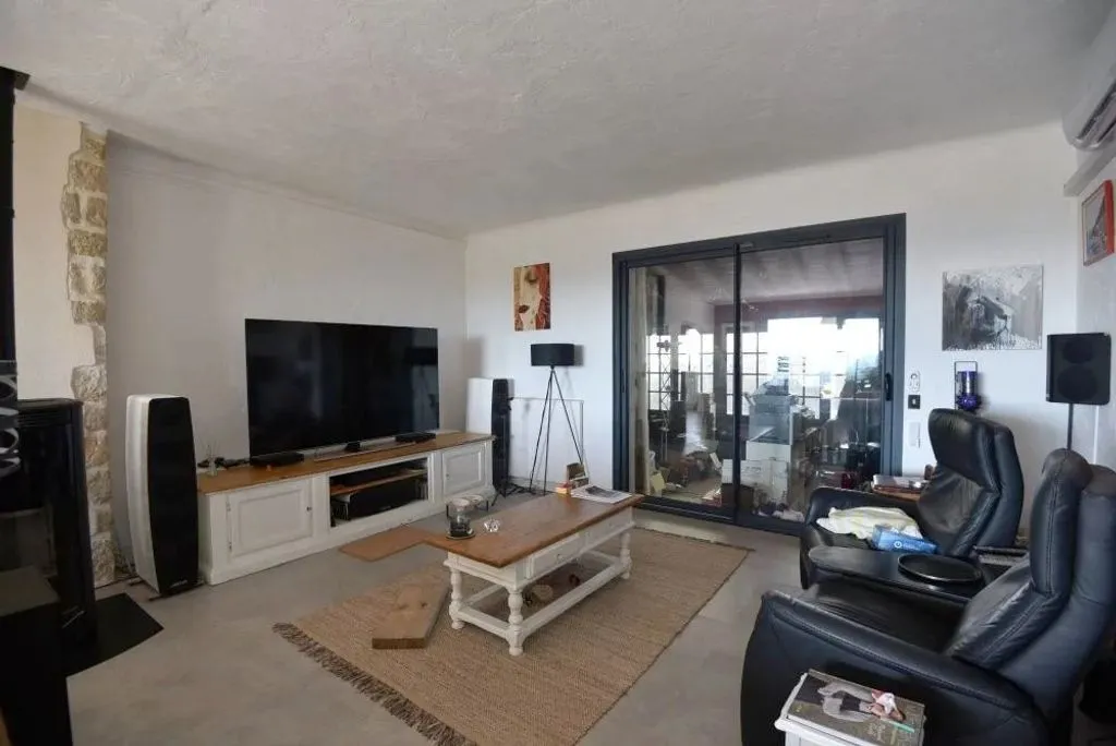 Séjour - Maison de Luxe avec Vue Panoramique à Fayence