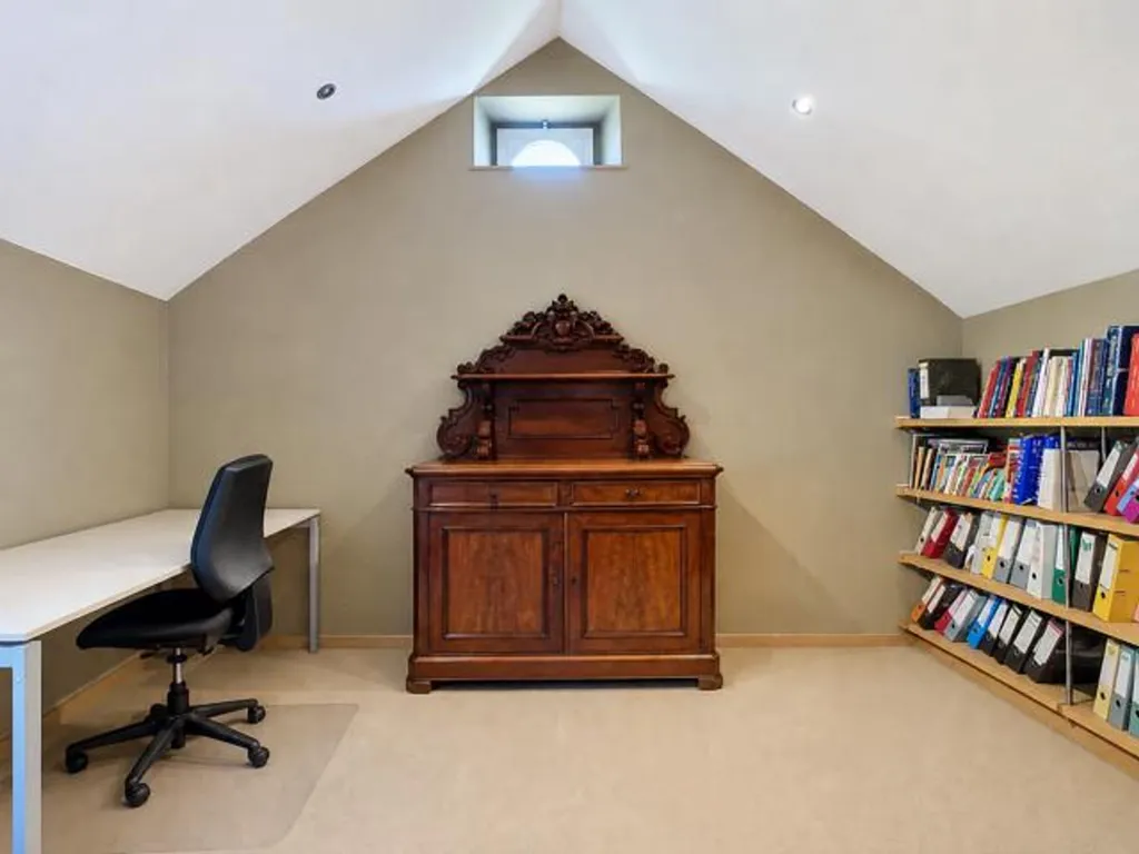 Kabinet - Fully Renovated House with Courtyard in Sprimont