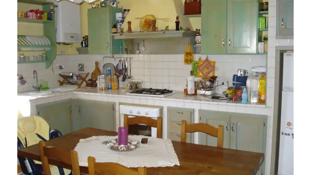 Cuisine - Rustic Bungalow with Garden in Reggello