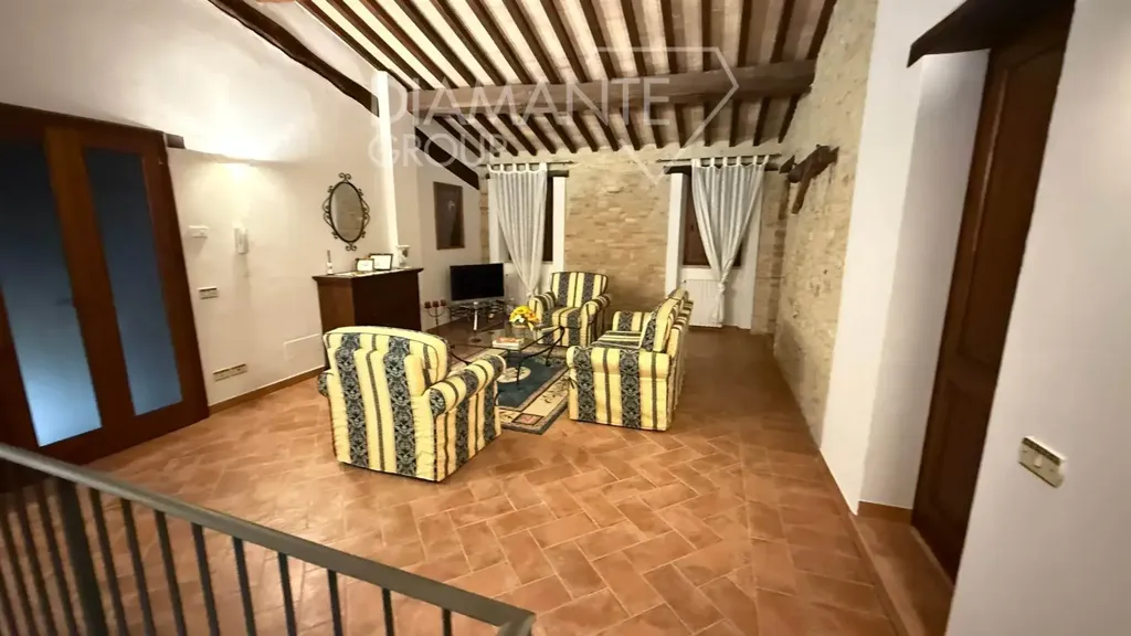 Elutuba - Rustic Farmhouse with Vineyard in Montefalco