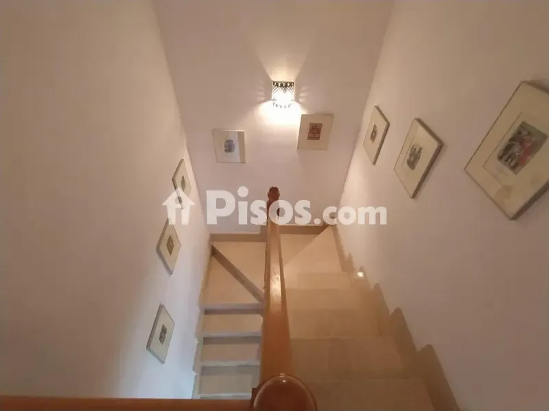Pièces - Duplex with East View in Zona Alta, Ponferrada