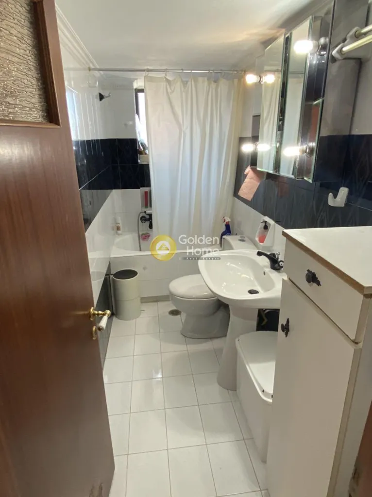 Vannitoad - Apartment with Garden in Amfikleia Centre