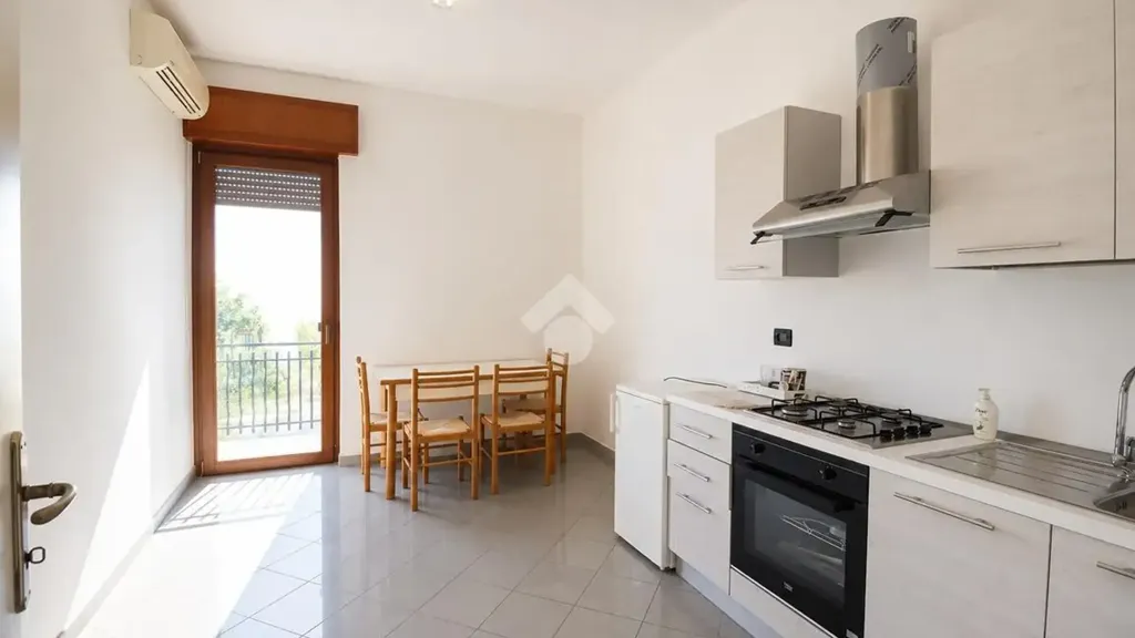 Cuisine - Rearranged Apartment with Terrace in Marmore