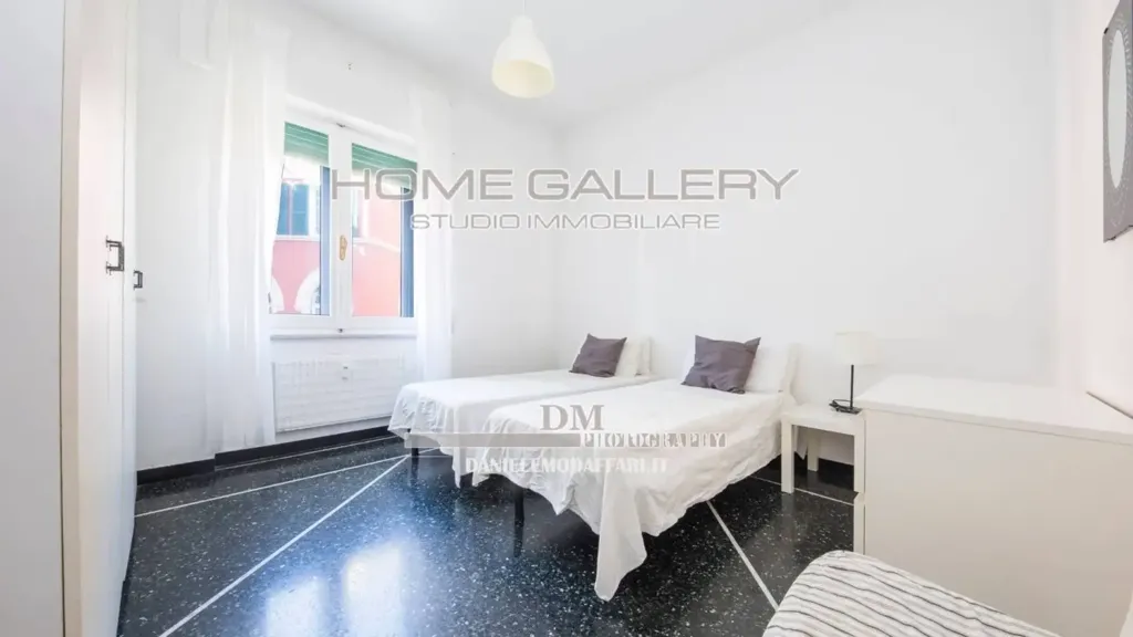 Chambres - Trilocale with Balcony in Albaro, Genoa