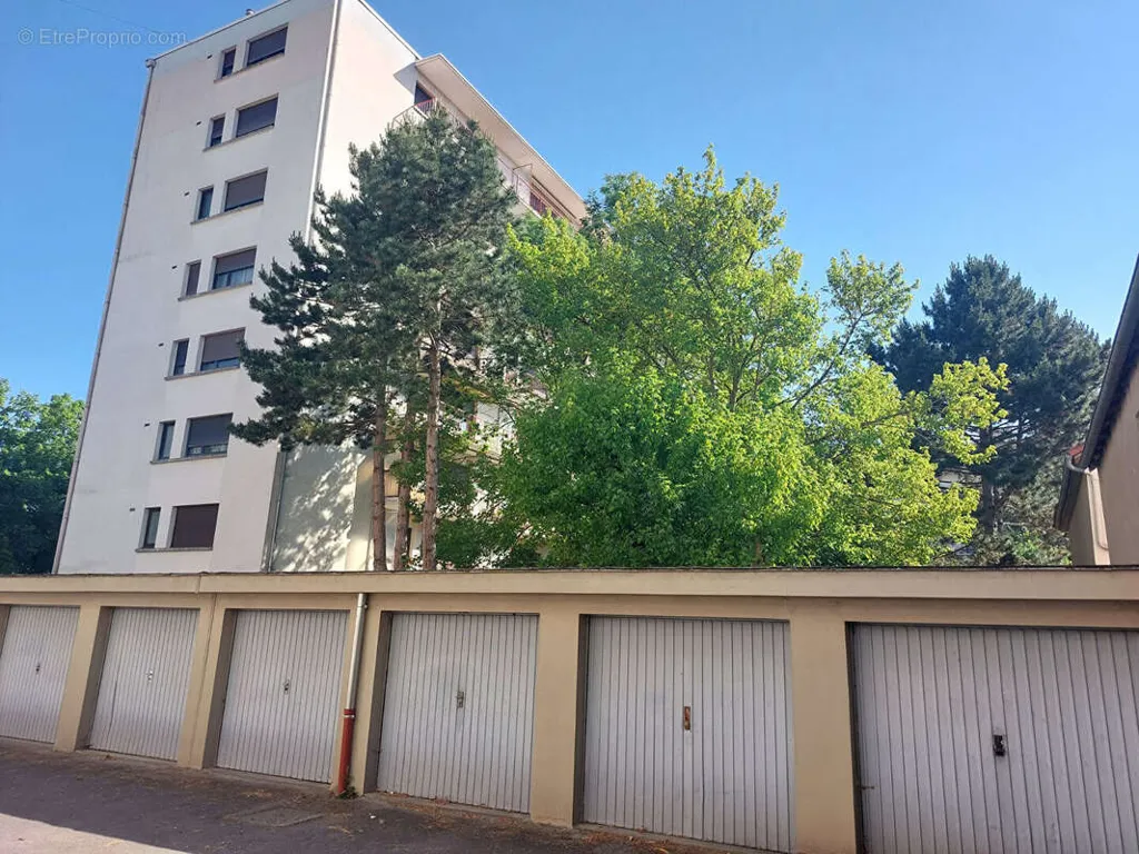 4-toaline korter asukohas Metz