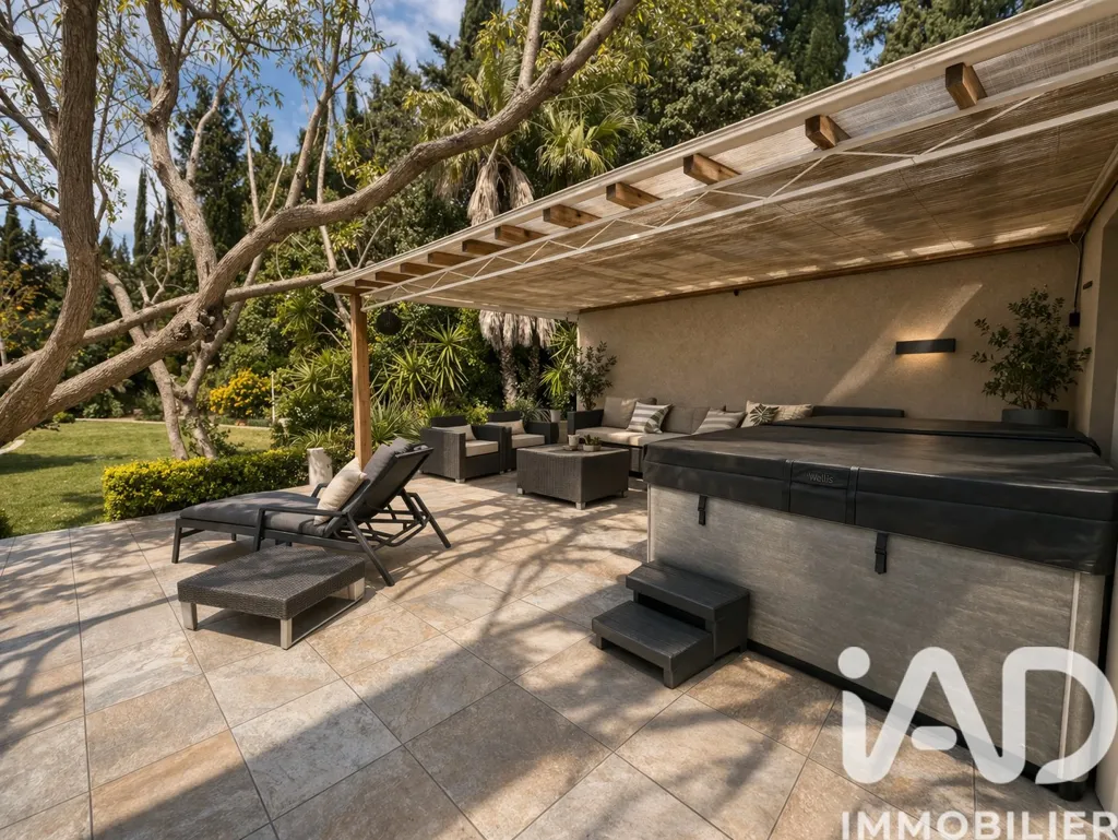 Terrass - Villa with Pool in Pezilla-La-Riviere