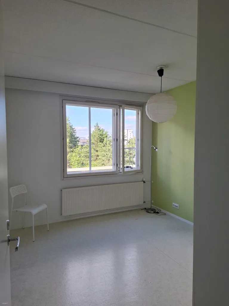 Kabinet - Bright Apartment with Balcony in Rastila, Helsinki