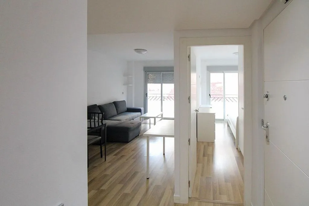 Esik - Modern Flat with Lift in Carolinas Bajas