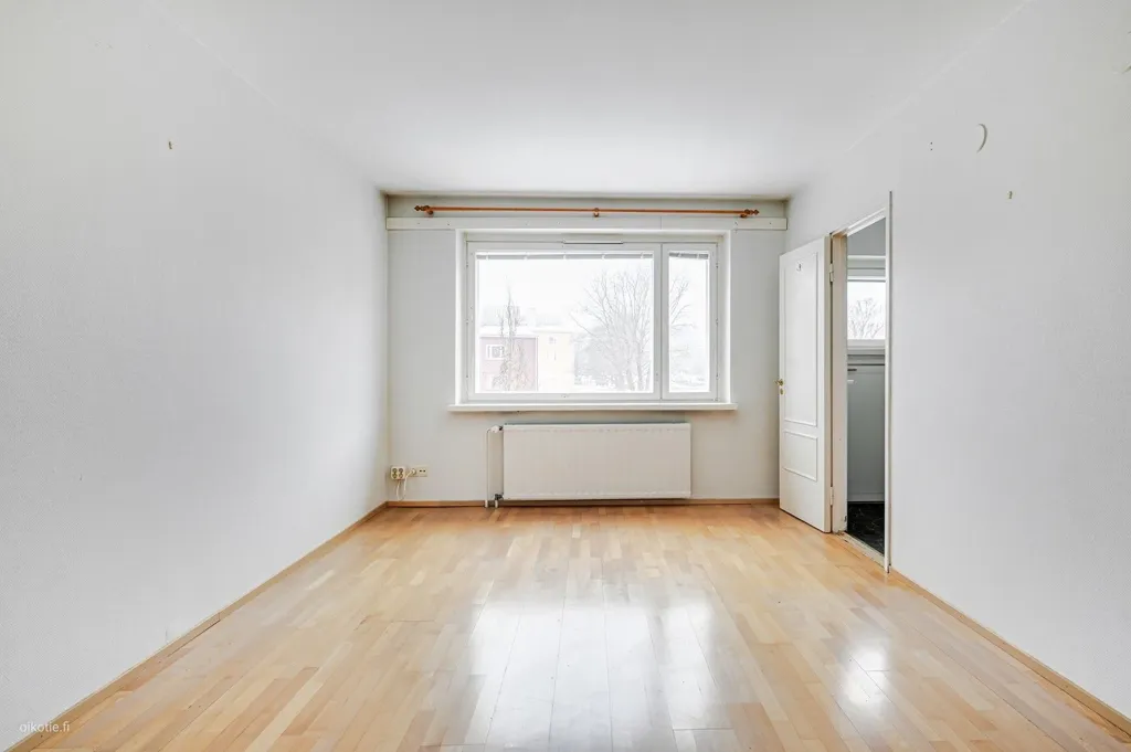 other_room