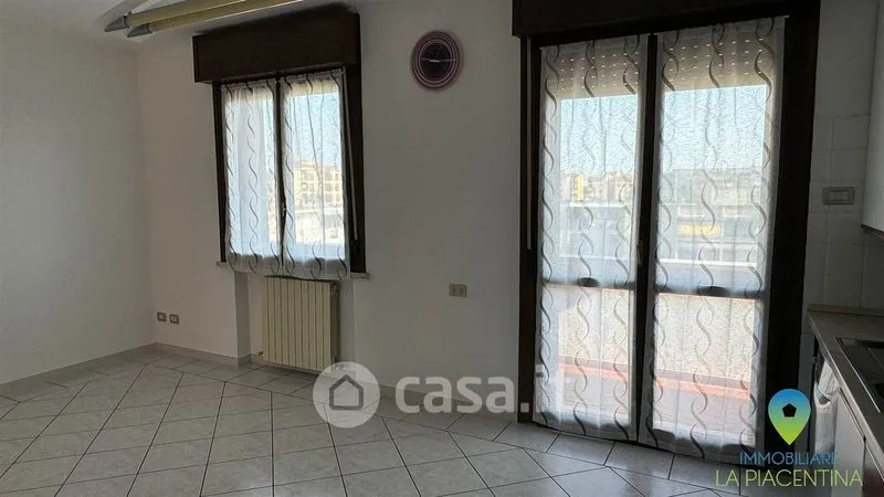 Toad - Spacious Student Flat near University in Piacenza