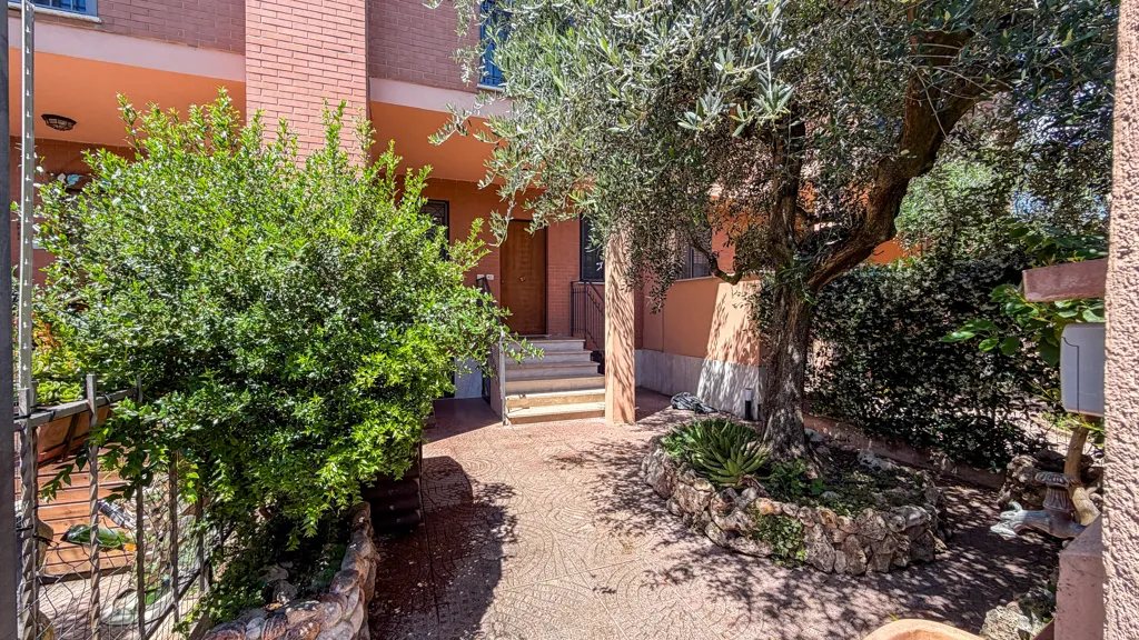 Jardin - Contemporary Villa with Terrace in Rome