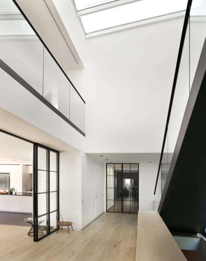 Pièces - Villa Contemporaine avec Piscine à Uccle