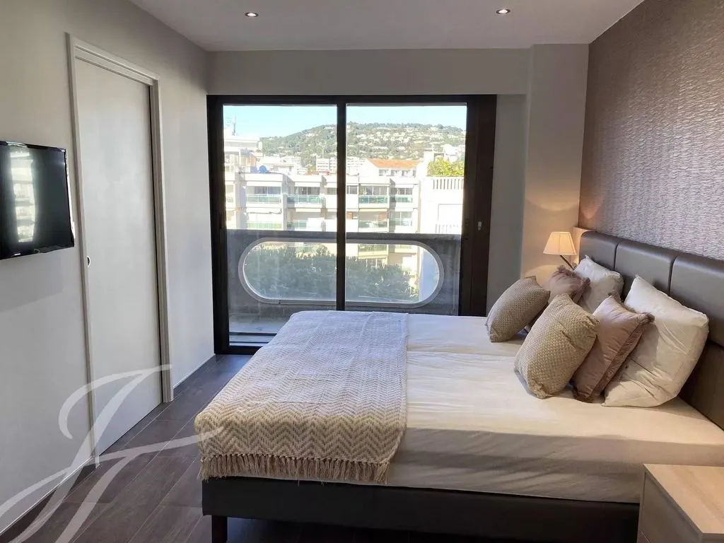 Magamistoad - Luxury Apartment with Bay View in Cannes