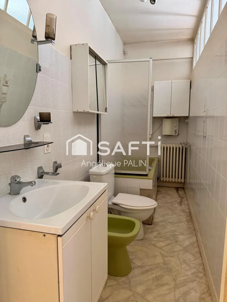 Bagni - Charming Farmhouse with Extensive Land in Argonne