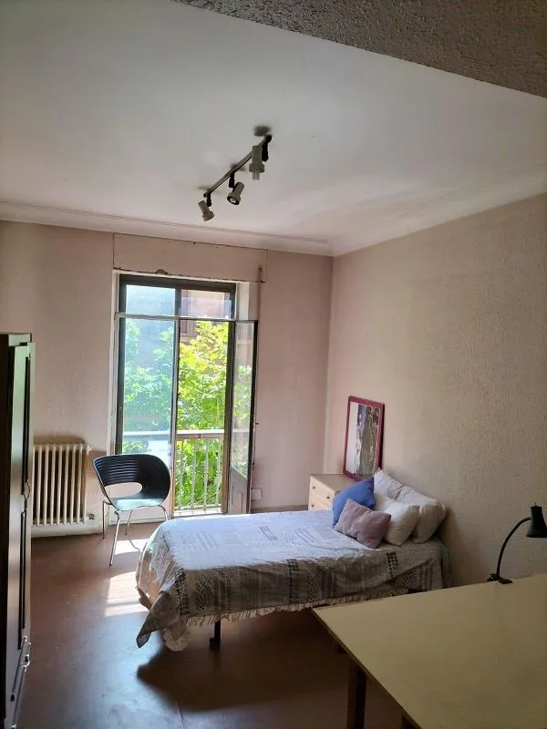 Chambres - Furnished Flat with Balcony in Salamanca