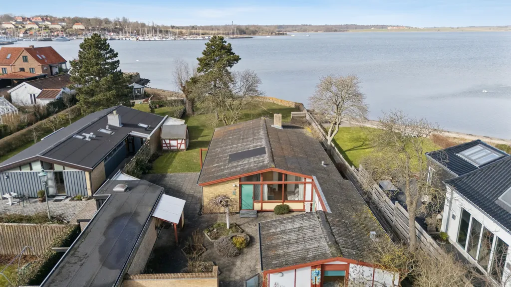 Vista aerea - Villa with Waterfront Access in Roskilde