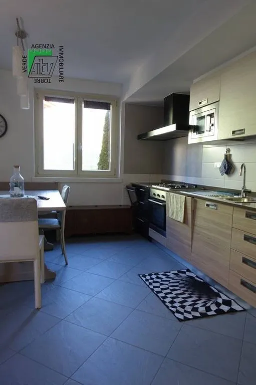 Cuisine - Modern Villa with Garden in Cavedago