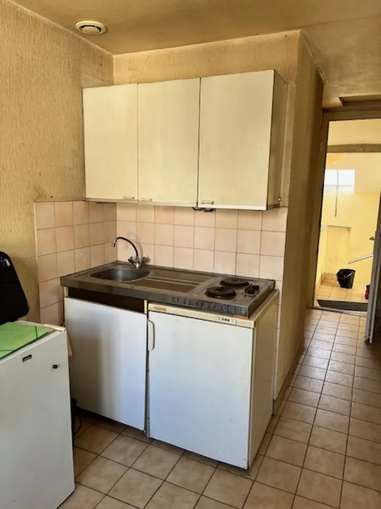 Cuisine - Maison avec 2 Studios et Garage à Rennes