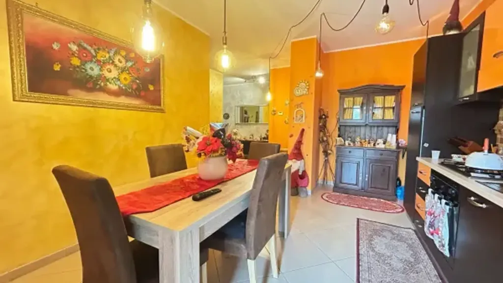 Söögituba - Modern Apartment with Balcony in Macchia Romana