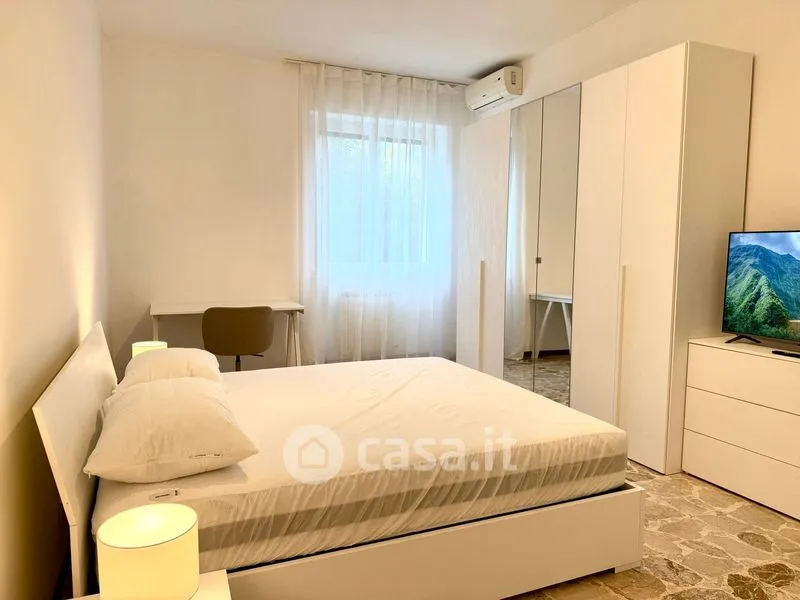 Chambres - Bilocale with University Proximity in Bergamo