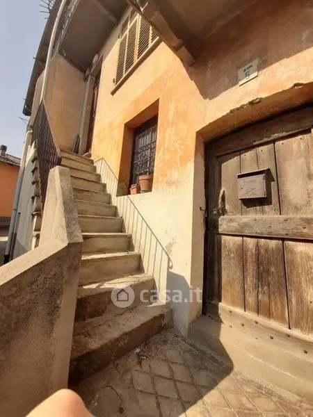 Välivaade - Terraced House for Renovation in Pettinengo