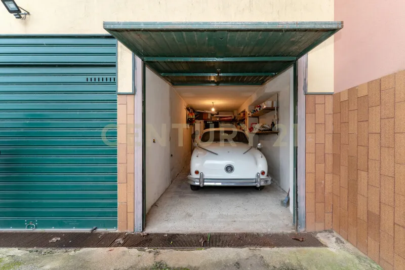 Garaaž - Apartment with Garage in Caltagirone