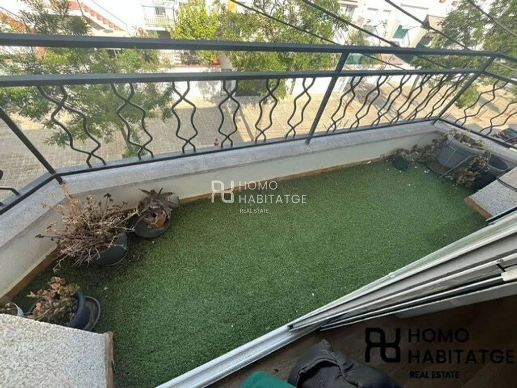 Rõdu - Modern Flat with Balcony in Egara, Terrassa