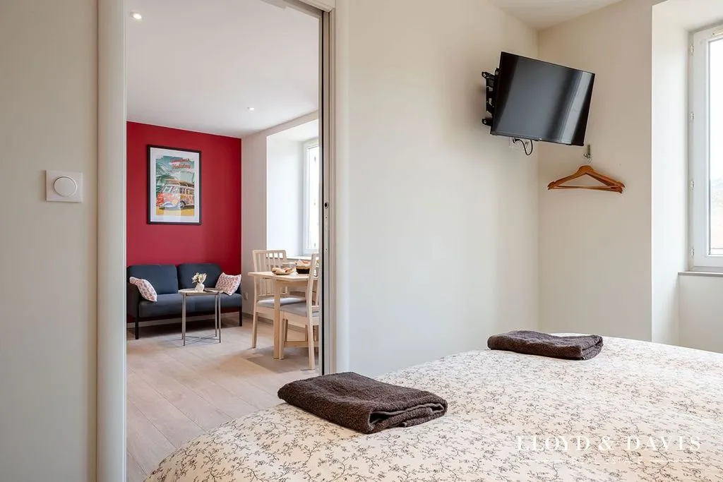 Chambres - Immeuble de Rapport Rénové à Santenay