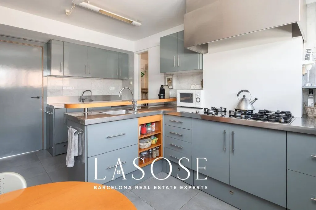 Kitchen - Duplex Penthouse with Pool in Tres Torres, Barcelona