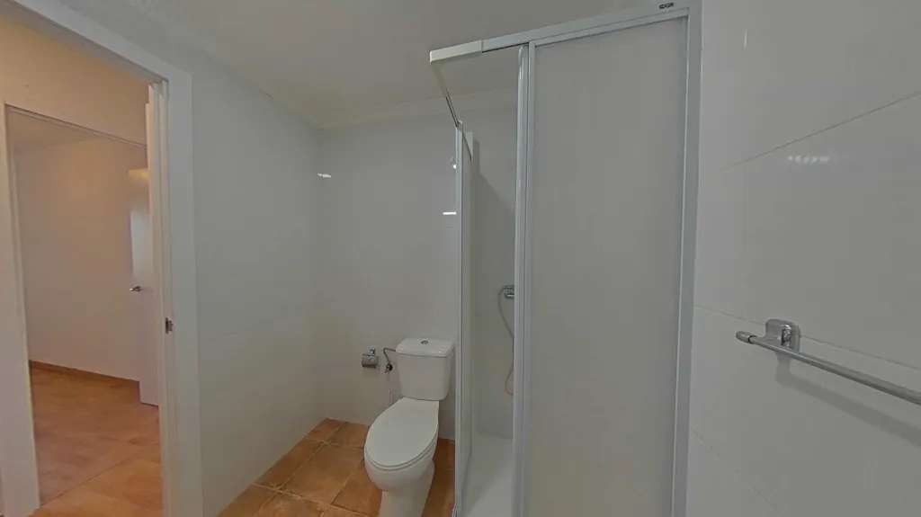 Salles de bain - Fully Renovated Flat with Metro Access in Fuenlabrada