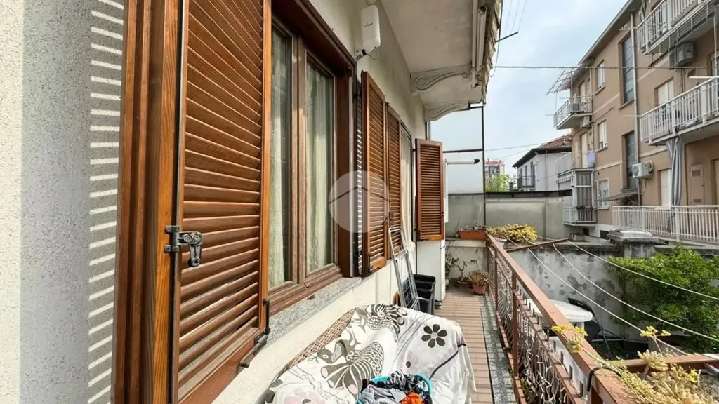 Balcone - Bilocale with Balcony in Settimo Torinese