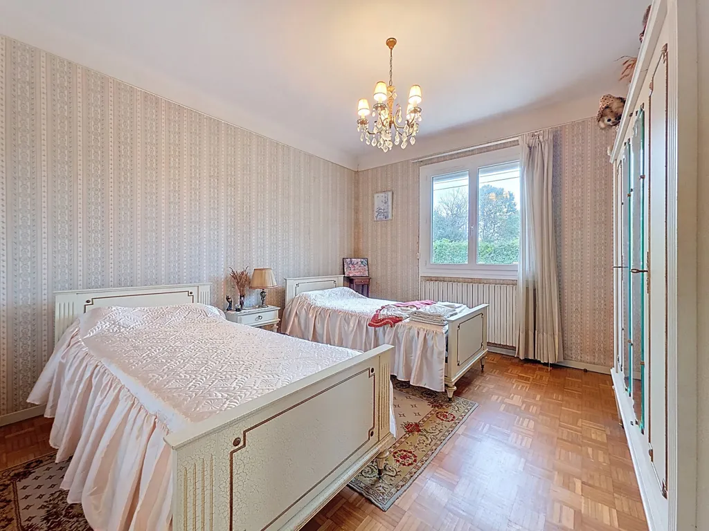 Magamistoad - Detached House with Garden in L'Union