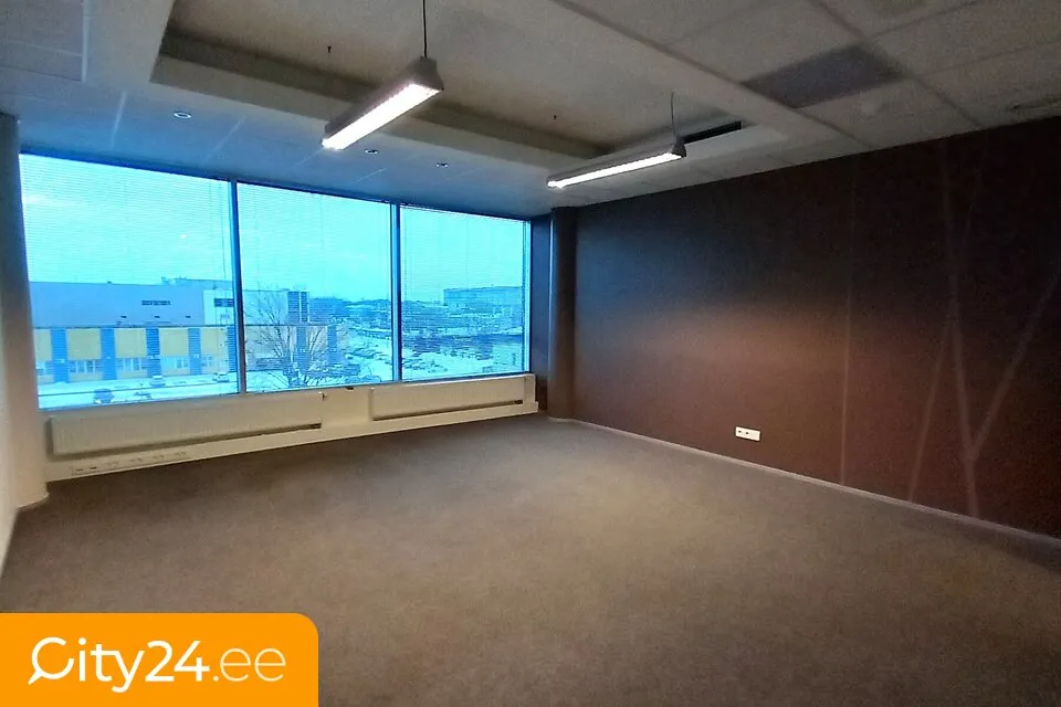 Kabinet - Office Space with Central Heating in Lasnamäe