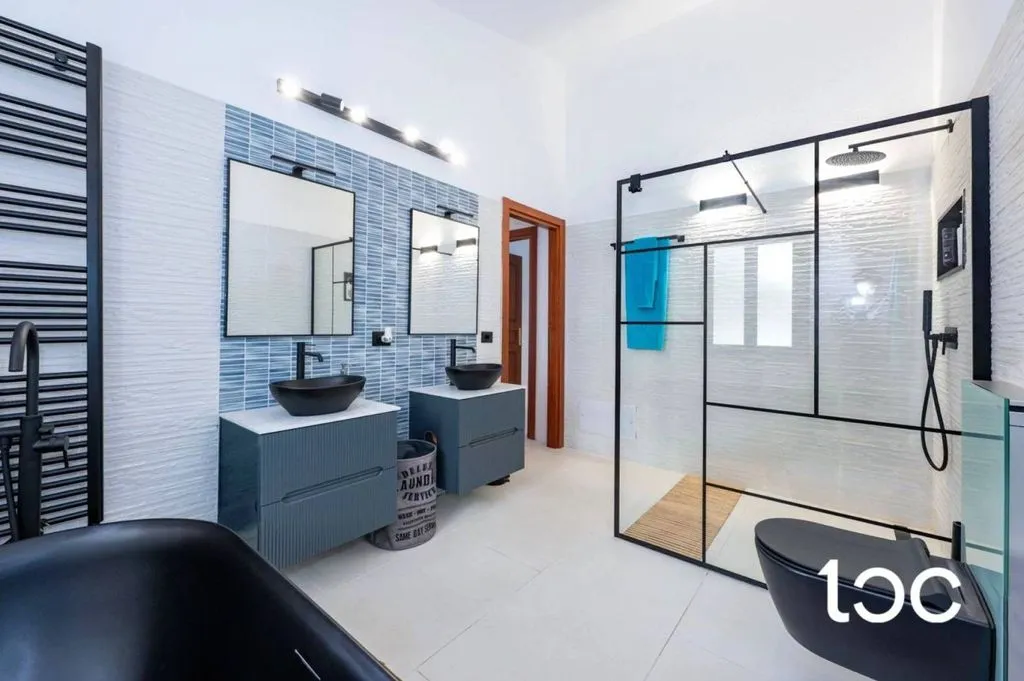 Vannitoad - Luxury Villa with Sea View in San Teodoro