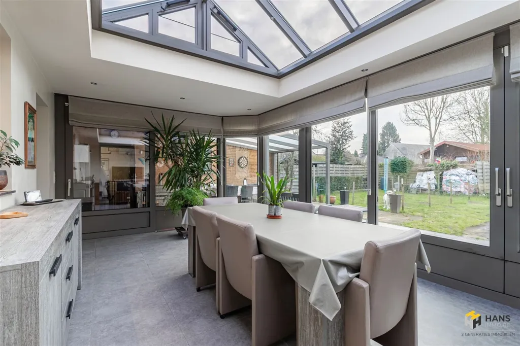 Sala da pranzo - Low-Rise Villa with Garden in Edegem
