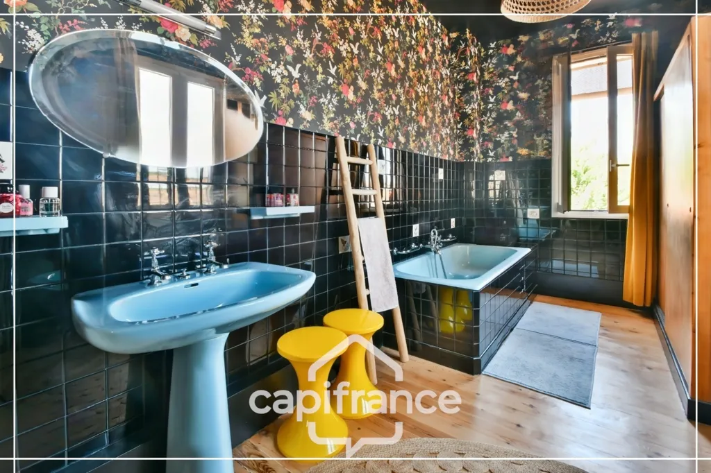 Bathrooms - Character House with Intimate Garden in Agen Centre