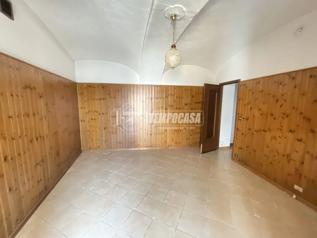 Rooms - Bifamiliar House with Private Courtyard in Agliè