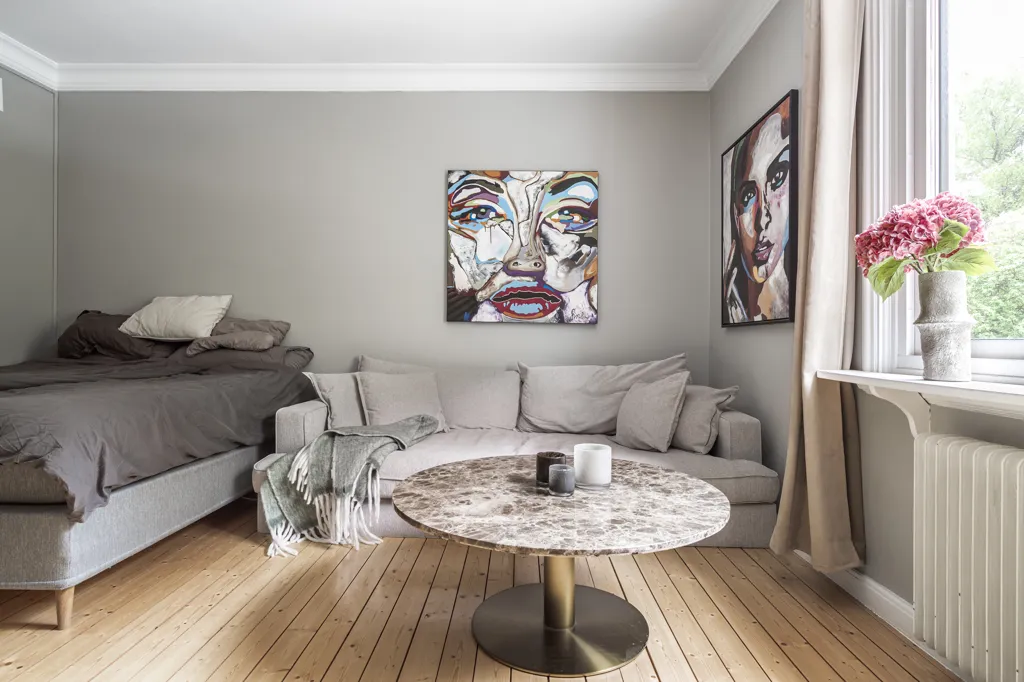 Magamistoad - Charming Renovated Flat in Landshövdingehus, Central Location