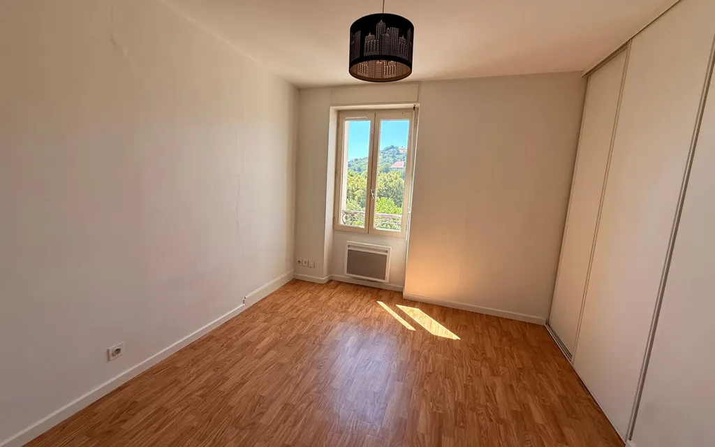 Pièces - Appartement T2 Lumineux à Saint-Marcellin