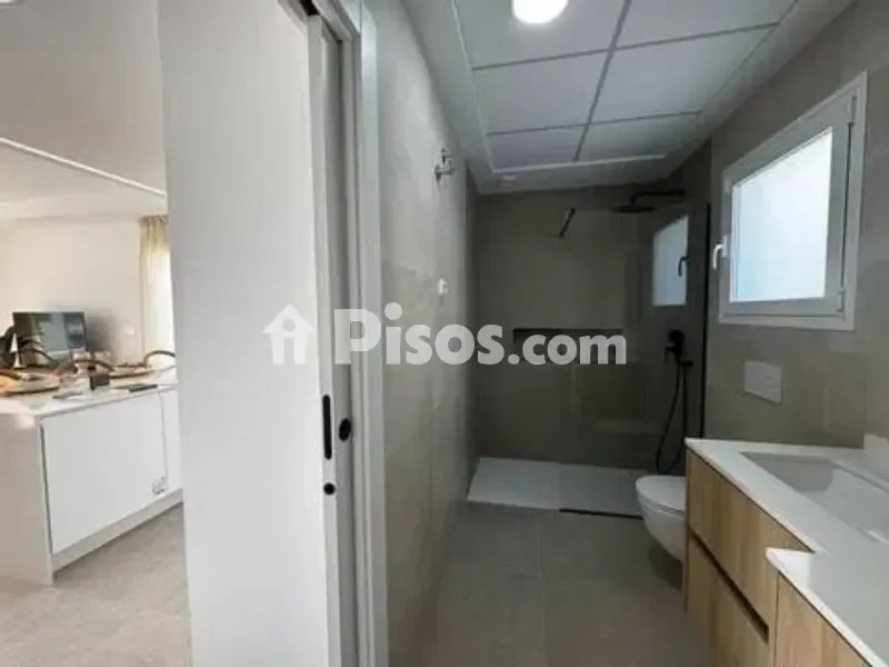 Bathrooms - Chalet with Pool in Pilar de la Horadada