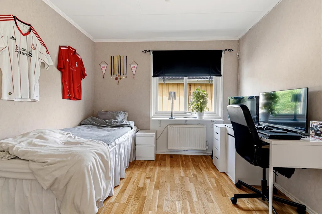Chambres - Corner Plot Villa with Glassed Veranda in Herrestad
